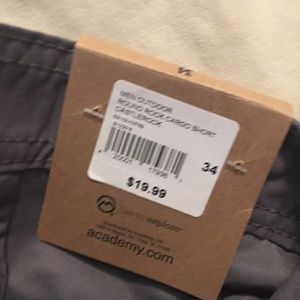 Men’s Magellan Fishing shorts size 34